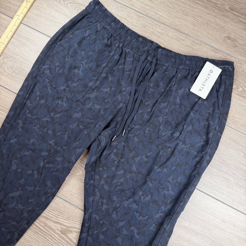 Athleta Womens Printed Farallon Jogger Camo Navy Blue 24
